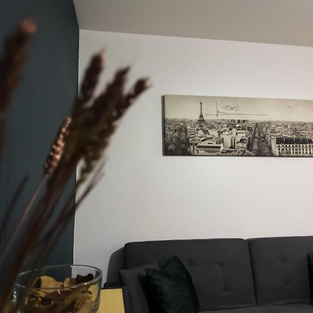 8 Personnes - 4 Rooms - 2 Salle De Bain - Metro 7 & 14 - Porte Italie - Private Car Park- Wifi Le Kremlin-Bicêtre Kültér fotó