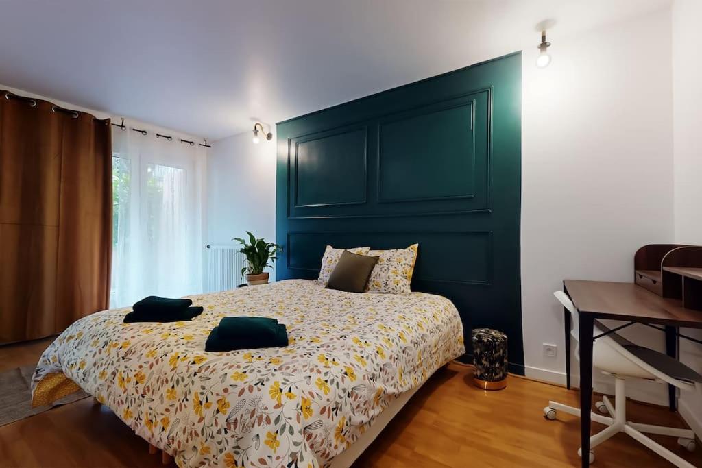 8 Personnes - 4 Rooms - 2 Salle De Bain - Metro 7 & 14 - Porte Italie - Private Car Park- Wifi Le Kremlin-Bicêtre Kültér fotó